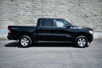 Aluminum Wheels, Chrome Accents, Proximity Key, Touchscreen, Streaming Audio! 6 LOCATIONS KINGSTON -... (image 1)