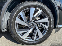 This Nissan Murano boasts a Regular Unleaded V-6 3.5 L/213 engine powering this Variable transmissio... (image 9)