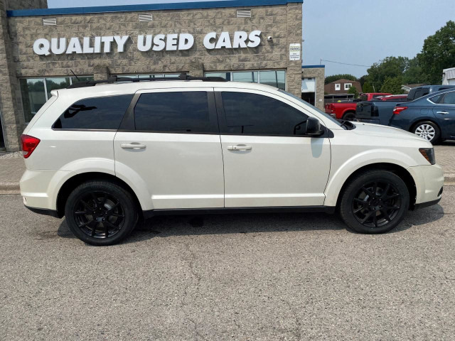 2015 Dodge Journey SXT in Cars & Trucks in Sarnia - Image 2