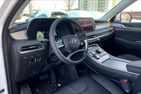 8 Passenger Leather Seating, Surround View Monitor, 12.3 Inch Touchscreen W/ Nav, Harman Kardon Prem... (image 7)