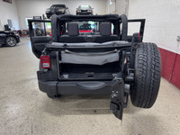 LOCAL ONTARIO VEHICLE! CLEAN CARFAX! 3.6L 6 CYLINDER 4WD! SERVICE RECORDS! LOOKS, RUNS AND DRIVES GR... (image 9)