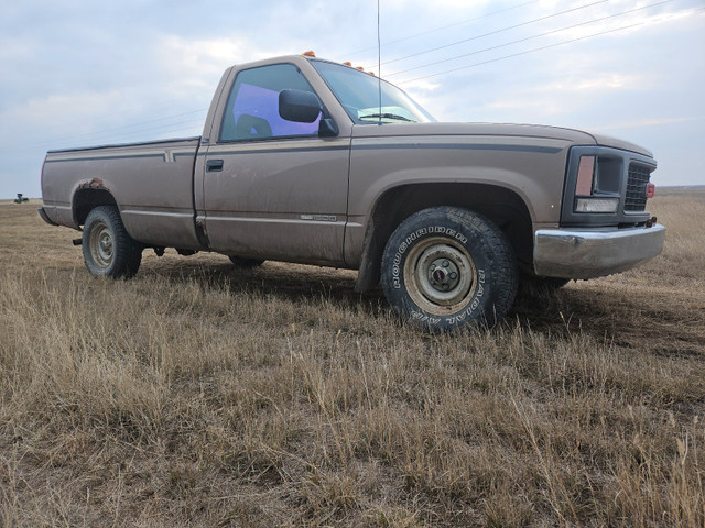 1994 GMC C/K 1500 Sl in Cars & Trucks in Saskatoon - Image 2