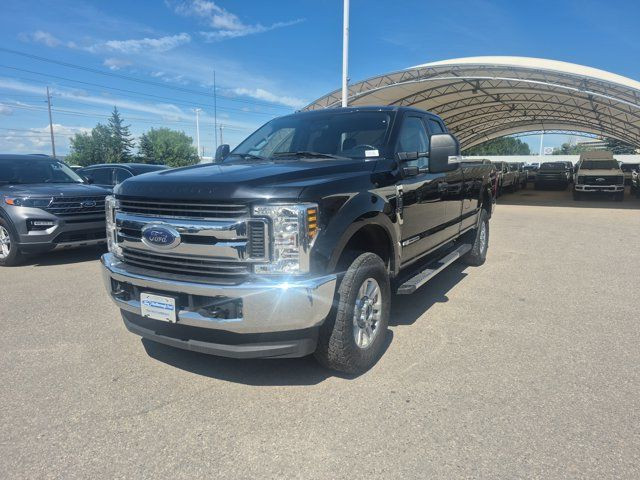 2019 Ford Super Duty F-250 SRW in Cars & Trucks in Calgary