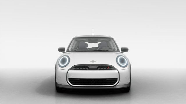 2025 MINI 3 Door Cooper S in Cars & Trucks in Laval / North Shore - Image 3