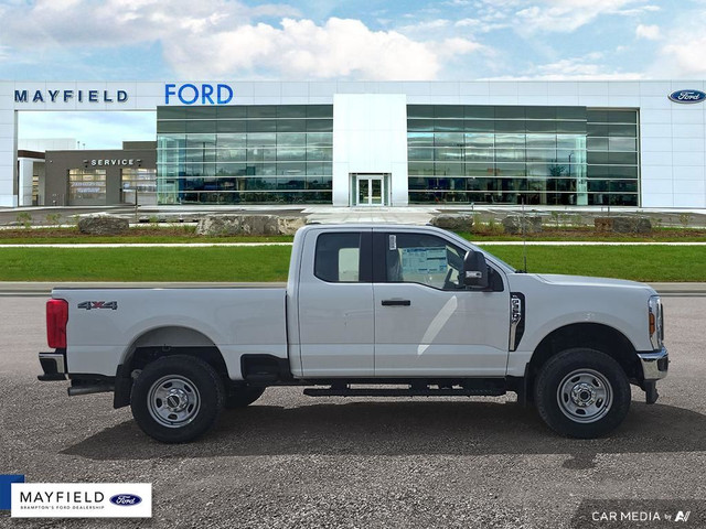 2024 Ford F-350 SRW XL "Ford F-350 Super Cab XL - Tough, Reliabl in Cars & Trucks in Mississauga / Peel Region - Image 3
