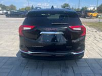 2023 GMC Terrain Denali AWD with 34,873 km! Vehicle History Report Attahed See Carfax report linked... (image 5)