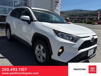 17 Alloy Wheels - Dual Zone Climate Control - Fog Lamps - Heated Leather Wrapped Steering Wheel - Po...