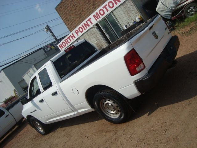 2010 Dodge Ram 1500 4x4 QUAD CAB in Cars & Trucks in Edmonton - Image 2