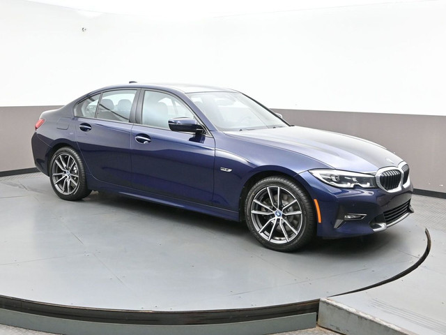 2022 BMW 3 Series 330e x-DRIVE PREMIUM ESSENTIAL PACKAGE, MOONRO in Cars & Trucks in City of Halifax