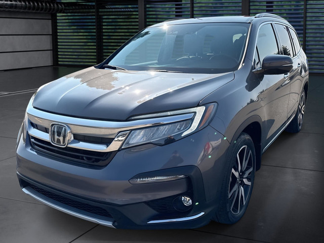 2021 Honda Pilot Touring 8P l One Owner l Local Vehicle l Roof R in Cars & Trucks in Calgary
