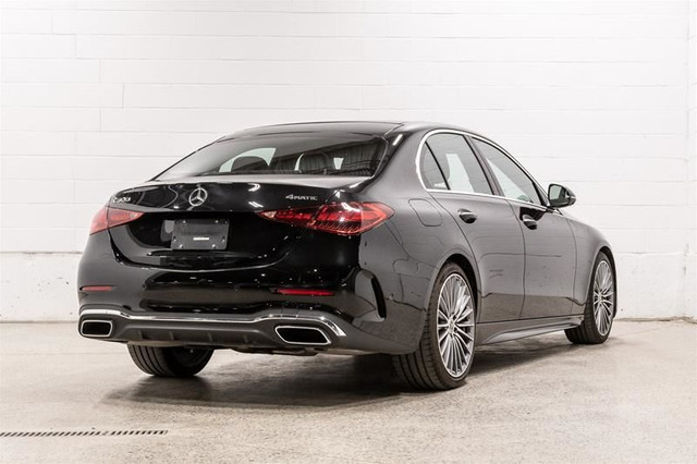 2023 Mercedes-Benz C300 4MATIC Sedan in Cars & Trucks in Laval / North Shore - Image 4