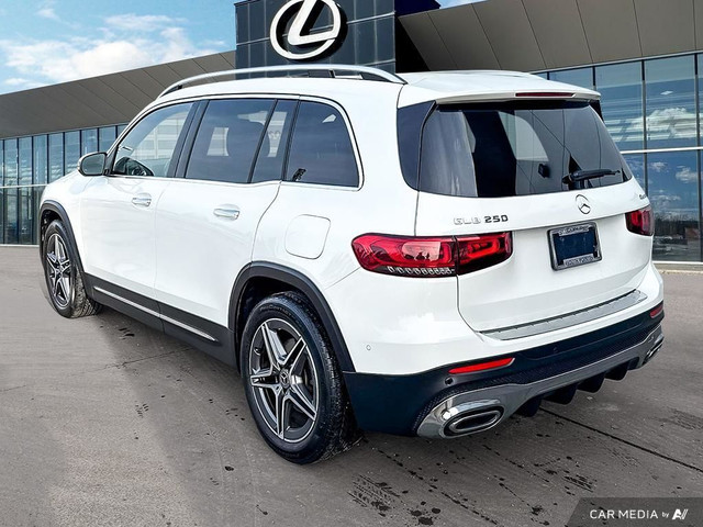 2020 Mercedes-Benz GLB 250 4MATIC SUV in Cars & Trucks in Edmonton - Image 4