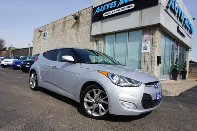 2017 Hyundai Veloster in Cars & Trucks in Oakville / Halton Region - Image 9