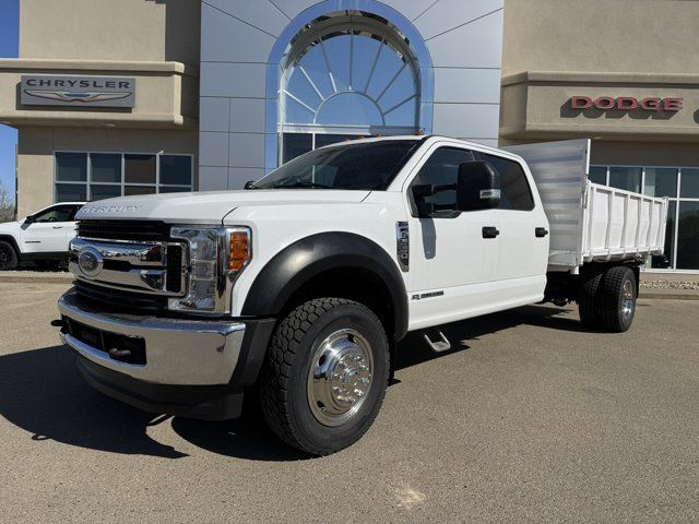 2019 Ford Super Duty F-550 DRW Crew Cab Chassis-Cab 4WD | Turbo in Cars & Trucks in Edmonton - Image 2