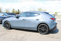 NO ACCIDENT SAFETY CERTIFACTION INCLUDED DONT PAY EXTRA Sleek Performance, Effortless Style: 2020 Ma... (image 4)