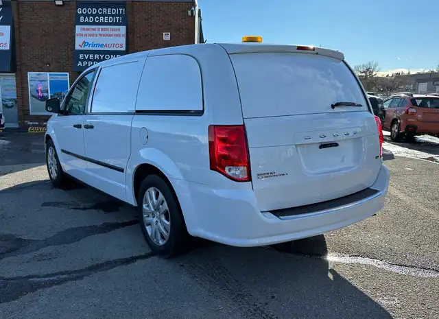 2016 Dodge Grand Caravan SE, Gas & Propane Cargo Van - Low Kms in Cars & Trucks in Calgary - Image 5