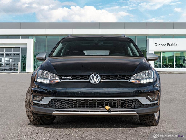 2019 Volkswagen Golf Highline Alltrack in Cars & Trucks in Grande Prairie - Image 3