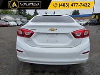 EFFICIENCY MEETS MODERN STYLE THIS 2018 CHEVROLET CRUZE 4DR SEDAN 1.4L LT W/1SD OFFERS A BALANCED CO... (image 3)