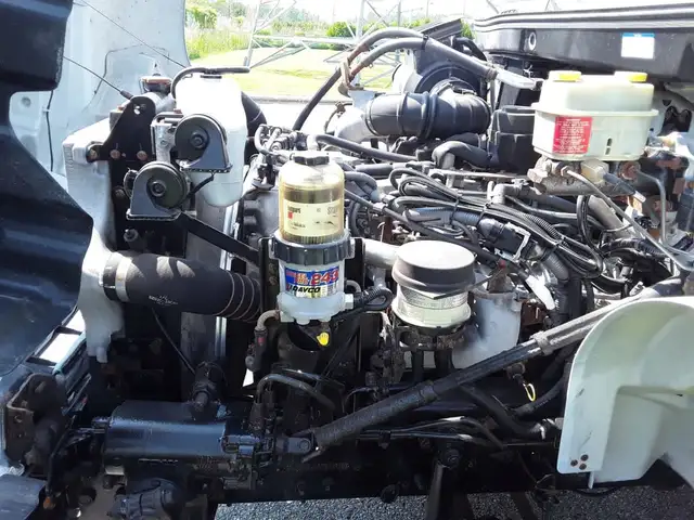 2019 Hino 258 Reefer *Fire Sale Promo* in Heavy Trucks in Longueuil / South Shore - Image 13