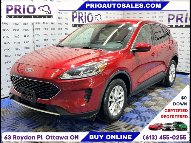 2020 Ford Escape in Cars & Trucks in Ottawa