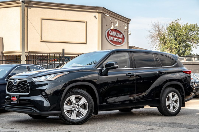 2022 Toyota Highlander HYBRID LE AWD | 8 PASS | CAM | BSM | ONE  in Cars & Trucks in City of Toronto - Image 2