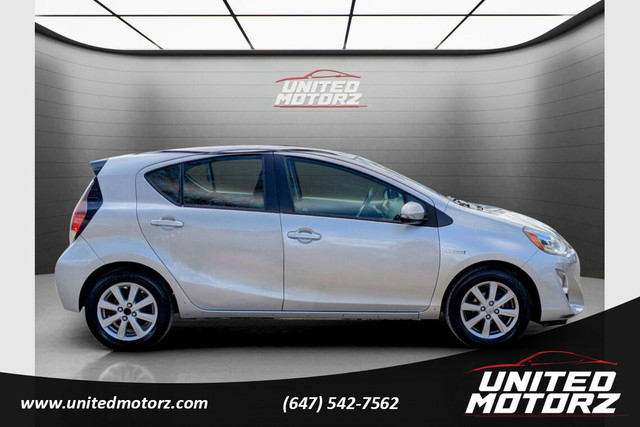 2017 Toyota Prius c HYBRID~CERTIFIED~ in Cars & Trucks in Cambridge - Image 4
