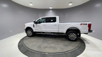 LEATHER SEATS, NAVIGATION, HEATED FRONT SEATS, ELECTRONIC-LOCKING W/3.31 AXLE RATIO, TURBO DIESEL V-... (image 8)