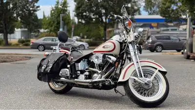 Low Mileage and rare Heritage Springer ~~~~ We have over 200 used motorcycles for sale ~ We SHIP EVE...