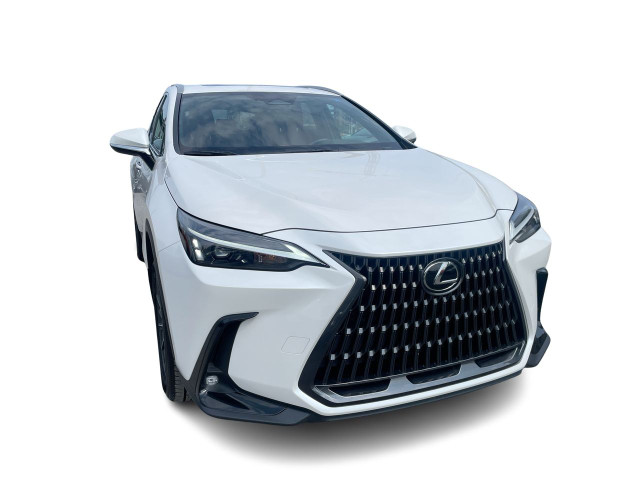 2025 Lexus NX NX 350 / Premium / Cuir / Camera / Bluetooth Bien  in Cars & Trucks in Laval / North Shore - Image 4