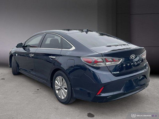 2018 Hyundai Sonata Hybrid GL | One Owner | No Accidents in Cars & Trucks in Cambridge - Image 3