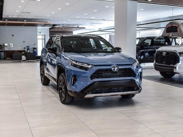 2025 Toyota Rav4 Hybrid XSE in Cars & Trucks in Calgary - Image 4