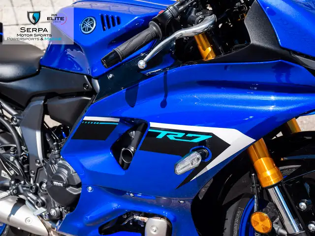 2025 Yamaha YZF-R7 LOTS OF ACCESSORIES!! in Sport Bikes in Markham / York Region - Image 6