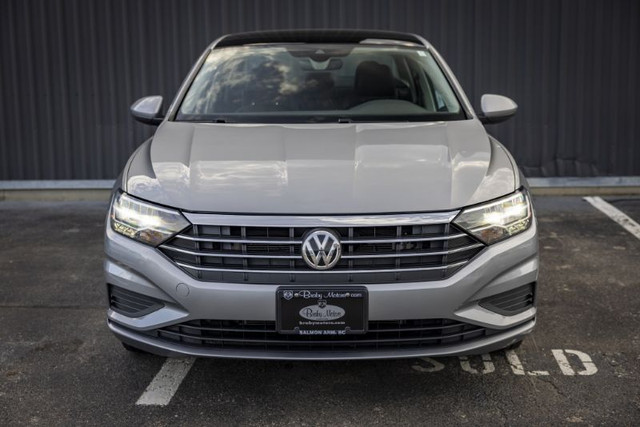 2021 VOLKSWAGEN Jetta Highline in Cars & Trucks in Kamloops - Image 2