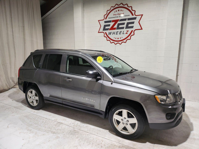 2012 Jeep Compass in Cars & Trucks in Windsor Region