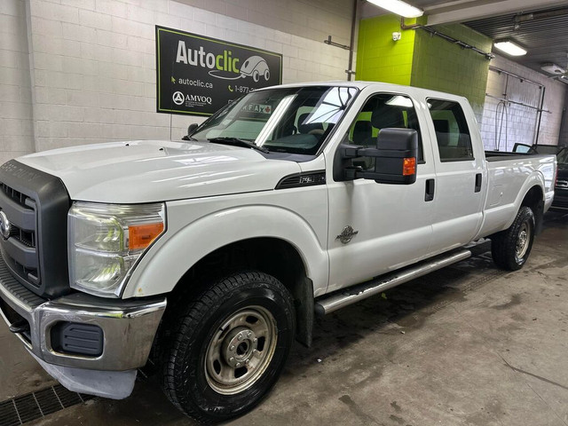  2011 Ford F-350 4WD Crew Cab POWER STOKE in Cars & Trucks in Laval / North Shore