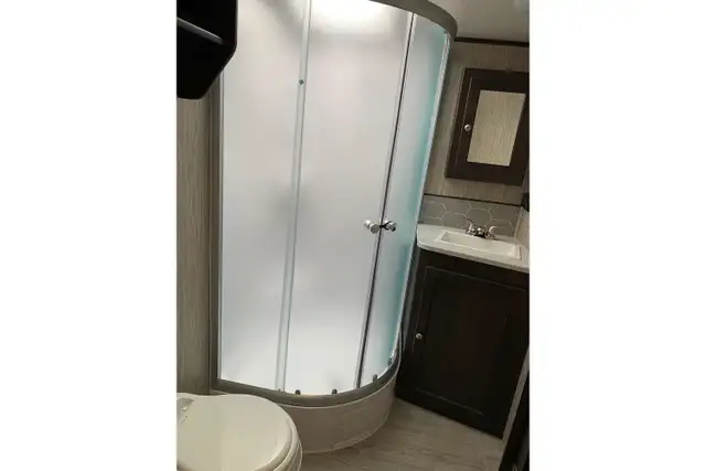 2020 CRUISER RV SHADOW CRUISER 263 RLS (FINANCING AVAILABLE) in Travel Trailers & Campers in Saskatoon - Image 12