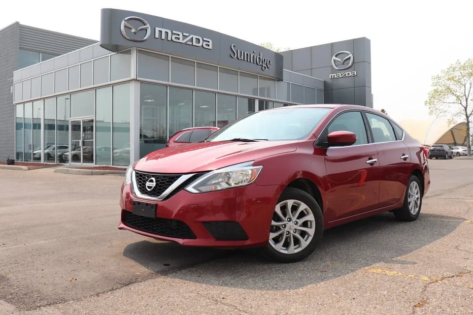 2017 Nissan Sentra Sdn CVT SV w/ HEATED SEATS