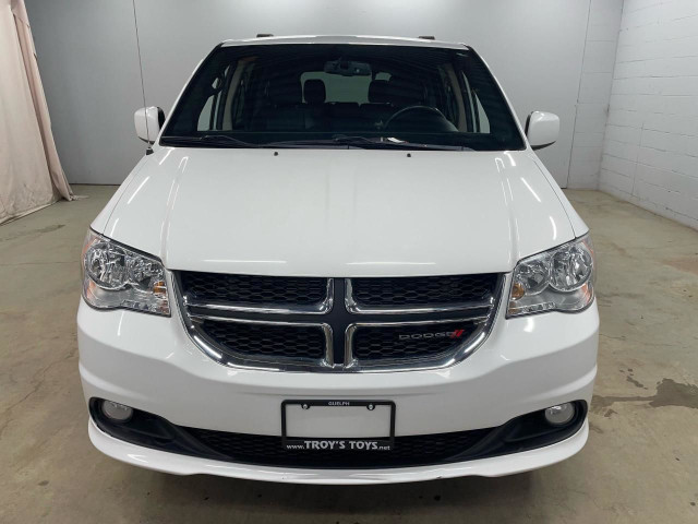2016 Dodge Grand Caravan SXT Premium Plus in Cars & Trucks in Guelph - Image 2