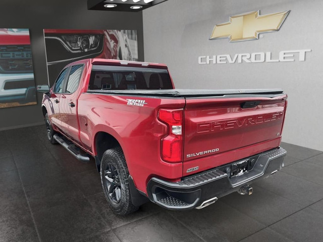 2019 Chevrolet Silverado 1500 LT TRAIL BOSS CREW CAB 4WD | march in Cars & Trucks in Saint-Hyacinthe - Image 3