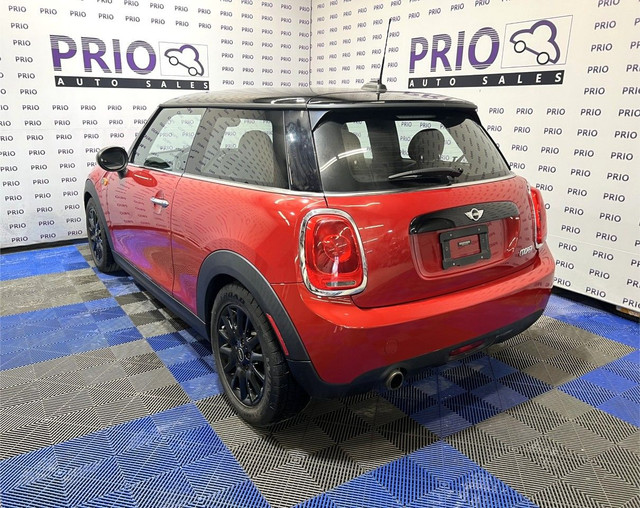 2017 MINI Cooper Hardtop in Cars & Trucks in Ottawa - Image 3