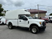 See Dealer Website for Details. 2017 Ford Super Duty F-250 SRW BOITE 8 PIED (image 6)