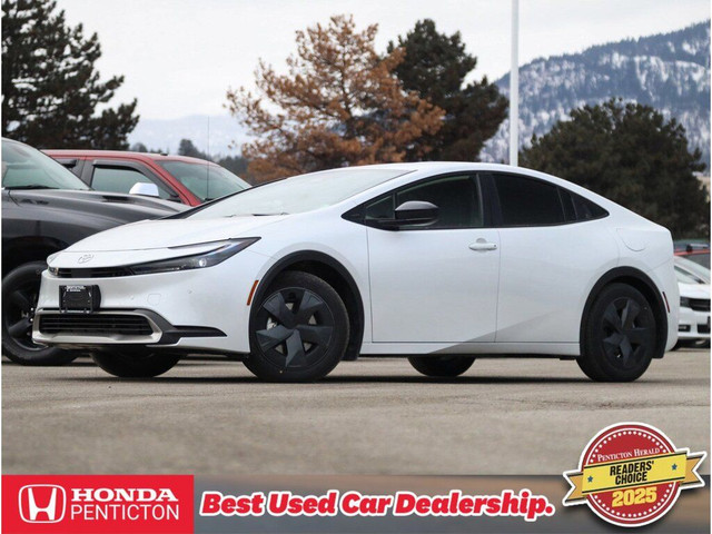 2024 Toyota Prius Prime SE Auto - No Accidents / One Owner / BC  in Cars & Trucks in Penticton