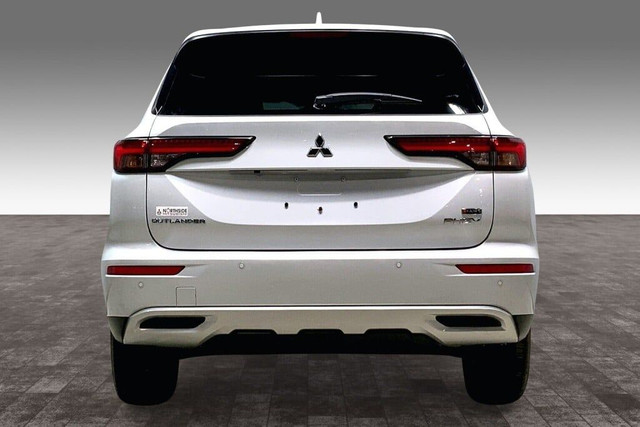 2025 Mitsubishi Outlander Phev SE S-AWC in Cars & Trucks in Edmonton - Image 4