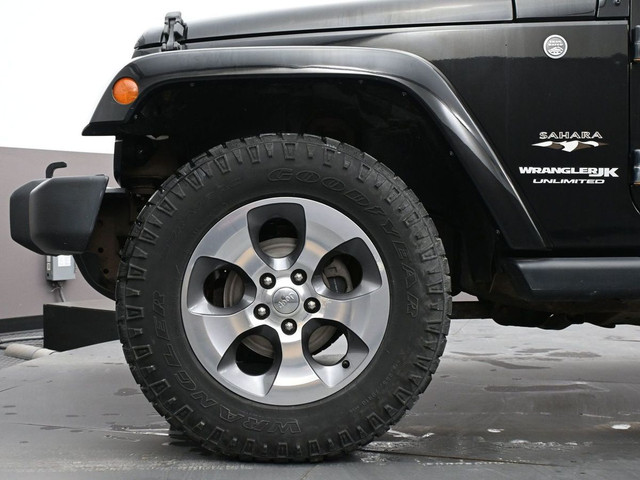 2018 Jeep Wrangler SAHARA UNLIMITED | 4X4 | KEYLESS ENTRY | FOG  in Cars & Trucks in Dartmouth - Image 4