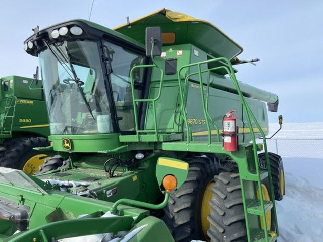 2009 John Deere 9870 STS in Heavy Equipment in Swift Current