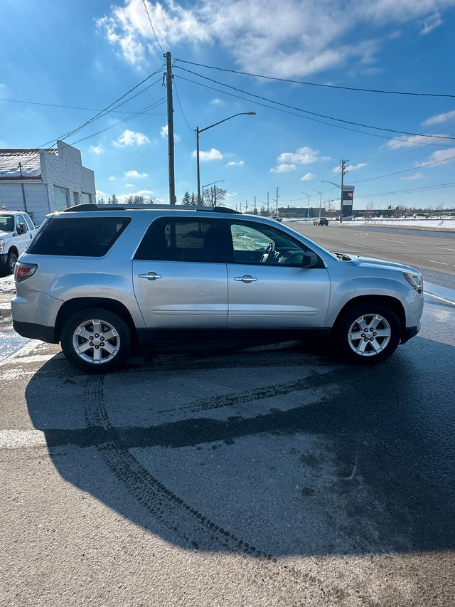 2015 GMC Acadia in Cars & Trucks in London - Image 4