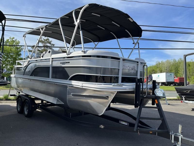2023 SunCatcher Select 22 SS w/YAMAHA F60 AND TRAILER in Powerboats & Motorboats in Moncton