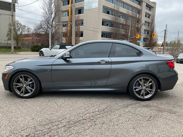  2017 BMW 2-Series M240i xDrive Coupe - LEATHER! NAV! BACK-UP CA in Cars & Trucks in Kitchener / Waterloo - Image 4