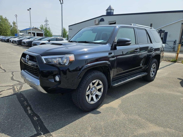 2015 TOYOTA 4RUNNER SR5, 4X4, TOIT OUVRANT, GPS, SIEGES CHAUFFAN in Cars & Trucks in Shawinigan