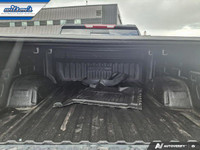 Come see this certified 2024 GMC Sierra 1500 Elevation Crew 4X4 | 5.3L | X31 | Leather | Sunroof | A... (image 9)